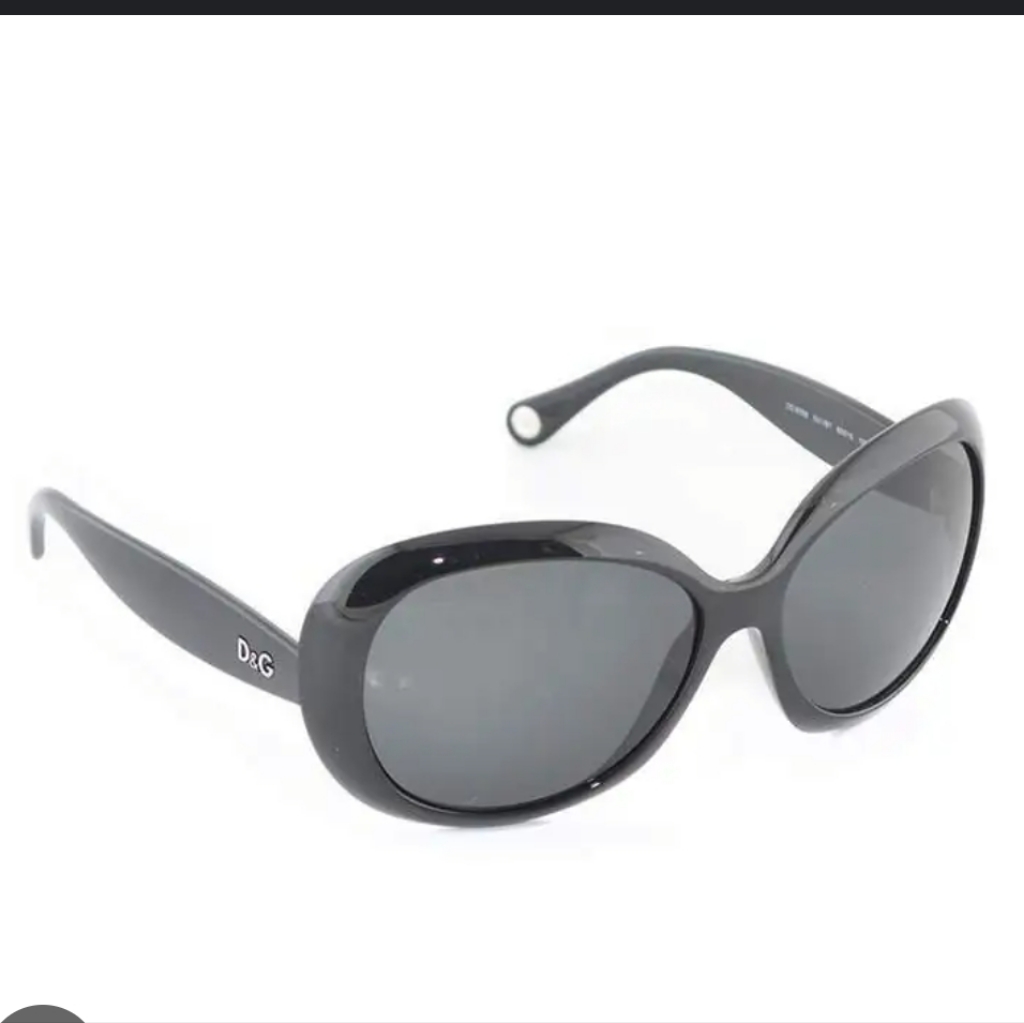 D&G Sleek Black Sunglasses
